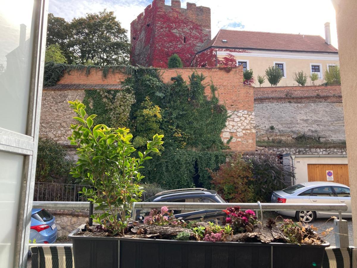 Family Provence Mikulov Apartment Exterior photo